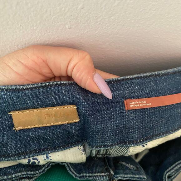 Pilcro Anthropologie Women's size 28 Boho Flare Jeans High Rise Minimalist - Picture 2 of 14